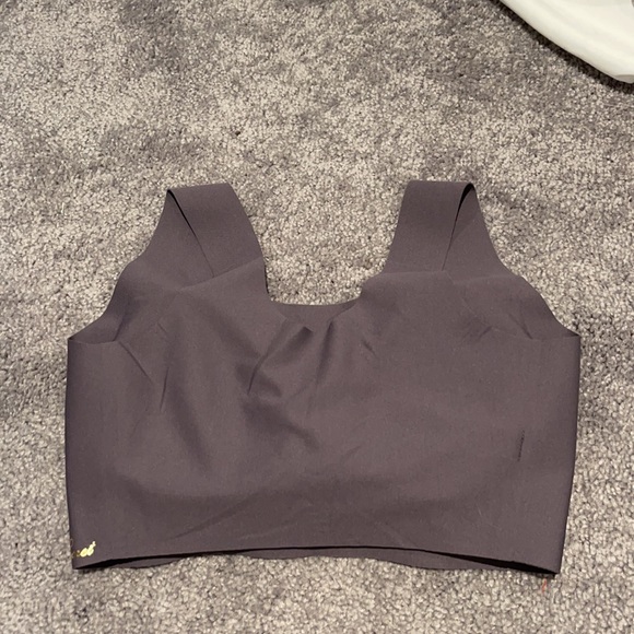 Victoria’s Secret Bra - Picture 2 of 3